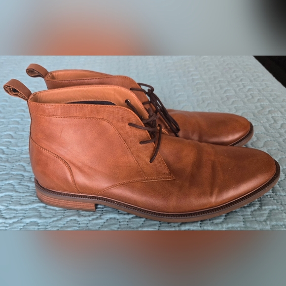 Parker Brown Leather Chukka Boots Sleek Minimalist Design - Picture 1 of 8